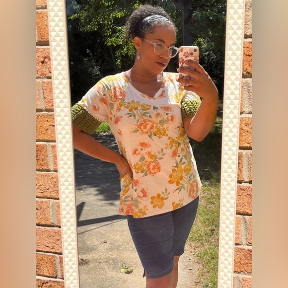 Meet your posher, ELEVATE CROCHET; handmade fashion and gifts made w/🩷🫶🏽 - Picture 3 of 16